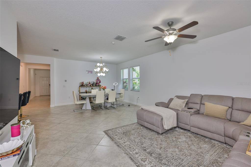 Apartment for rent at 11915 Twilight Darner Place, Riverview, FL 33569