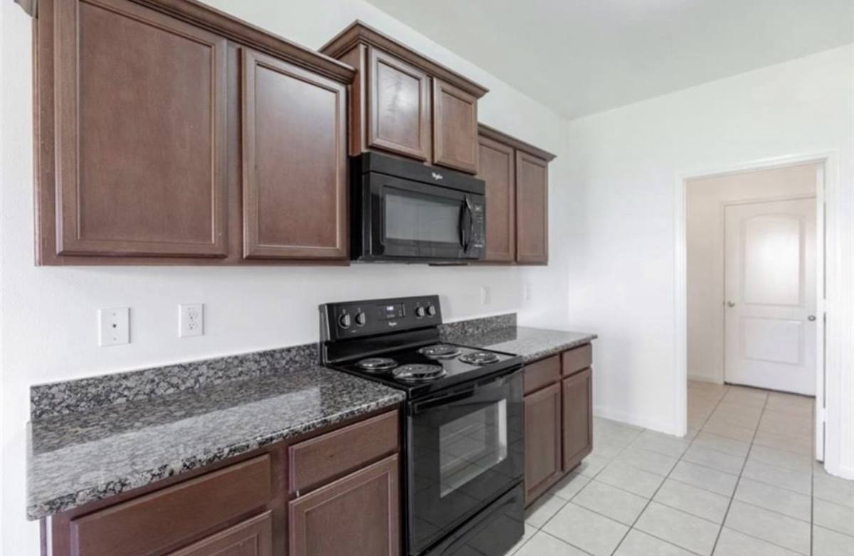 Apartment for rent at 20527 Faith Millstream Dr, Humble, TX 77338
