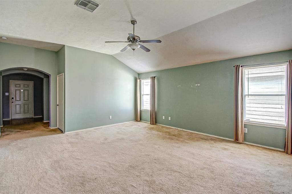 Apartment for rent at 21206 Wortham Oaks Dr, Humble, TX 77338