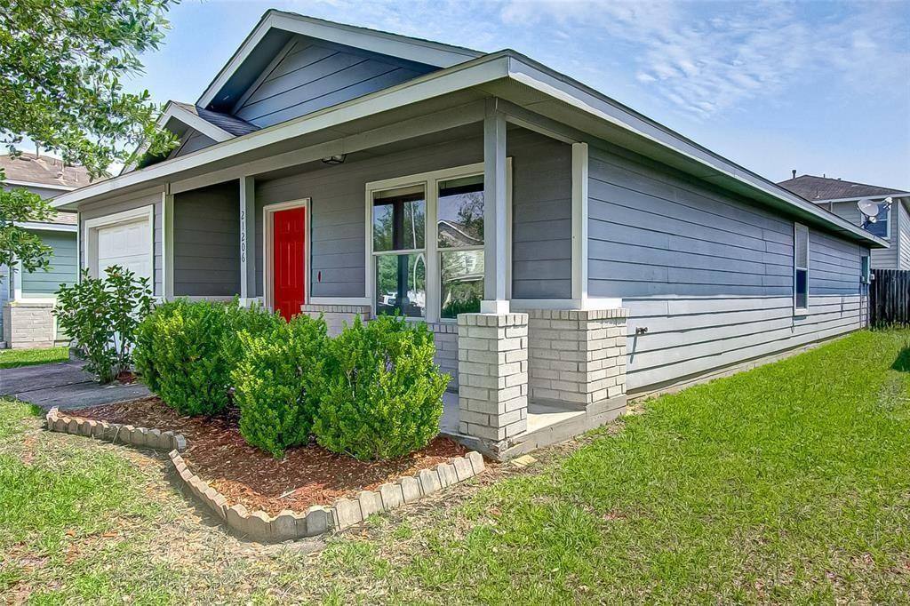 Apartment for rent at 21206 Wortham Oaks Dr, Humble, TX 77338