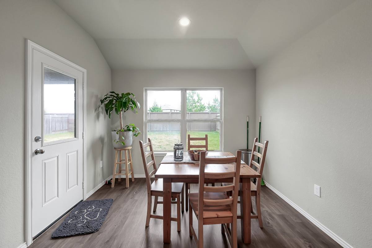 Apartment for rent at 15127 Willow Tree Lane, New Caney, TX 77357