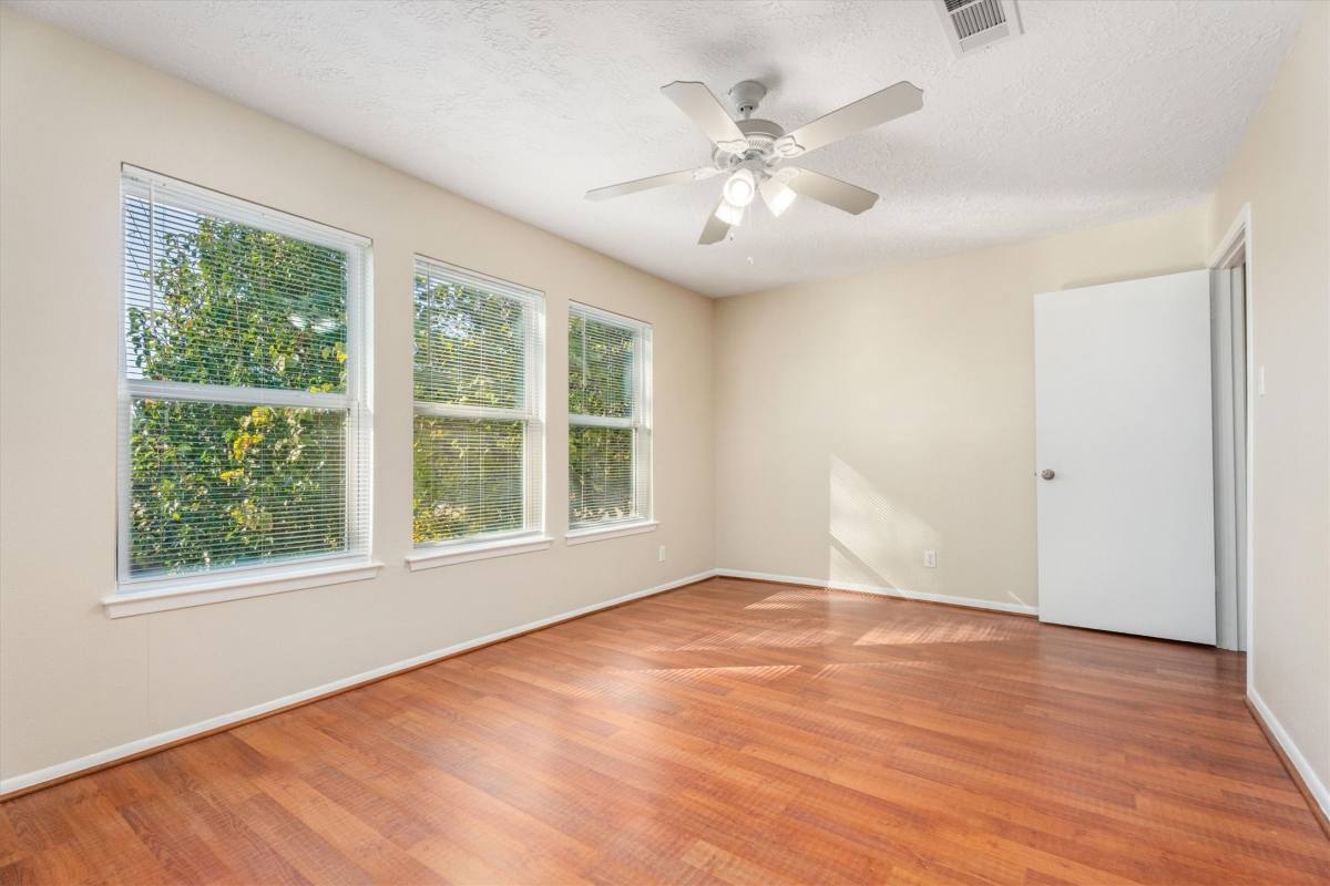 Townhouse for rent at 20361 Fieldtree Dr, Humble, TX 77338