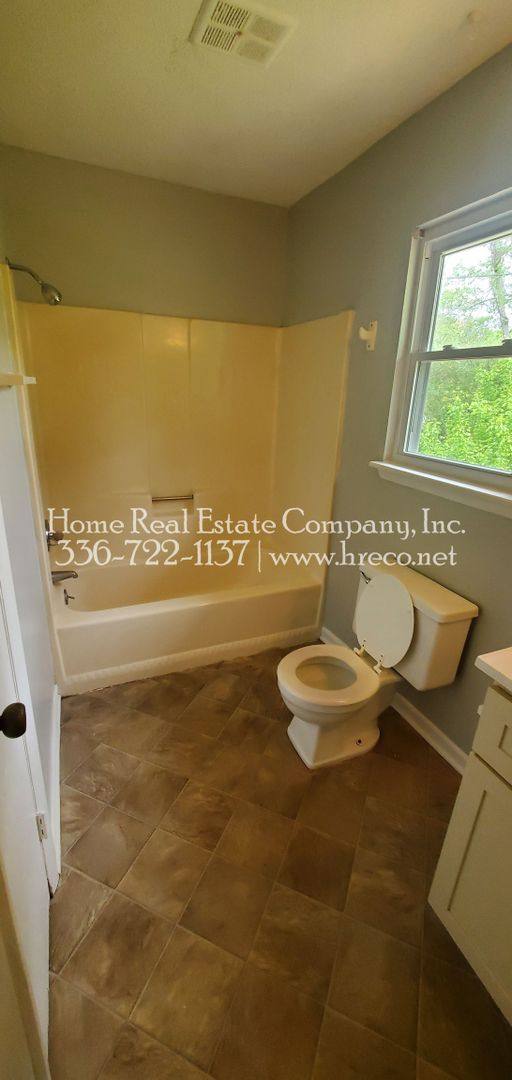 Apartment for rent at 3463 Valley Rd, Winston Salem, NC 27106