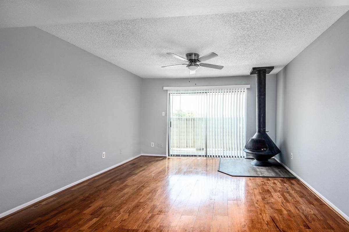 Condo for rent at 3085 Walnut Bend Lane #35, Houston, TX 77042