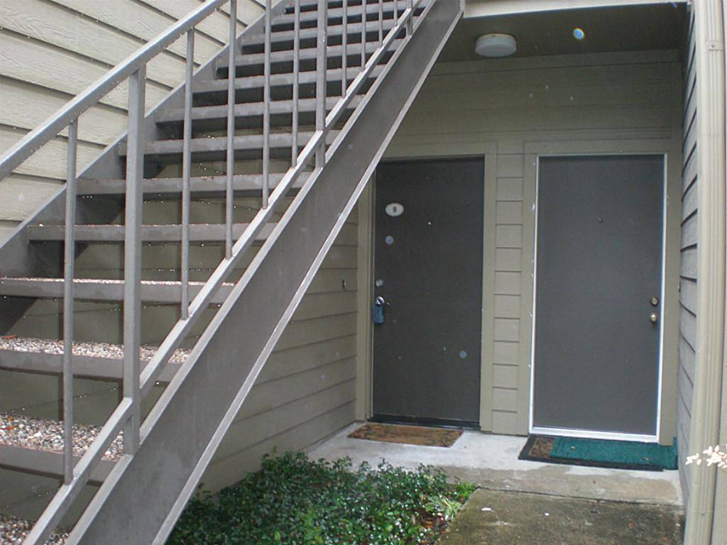 Condo for rent at 10047 Westpark Dr #9, Houston, TX 77042