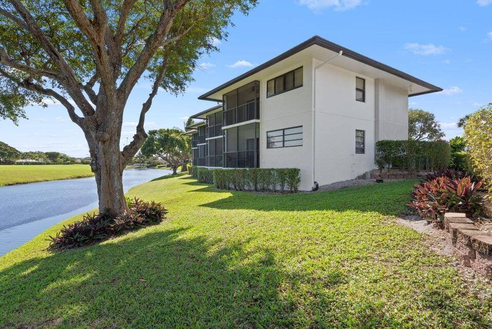 Apartment for rent at 451 Greensward Lane #451201B, Delray Beach, FL 33445