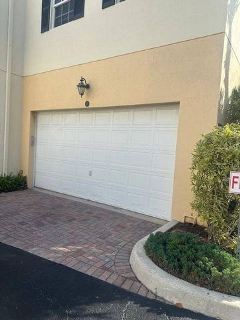 House for rent at 2502 N Dixie Highway 49, Lake Worth Beach, FL 33460