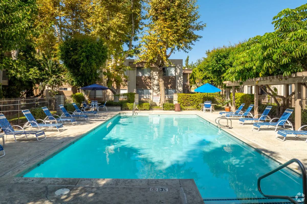Apartment for rent at 1410-1450 E Grove Ave, Orange, CA 92865