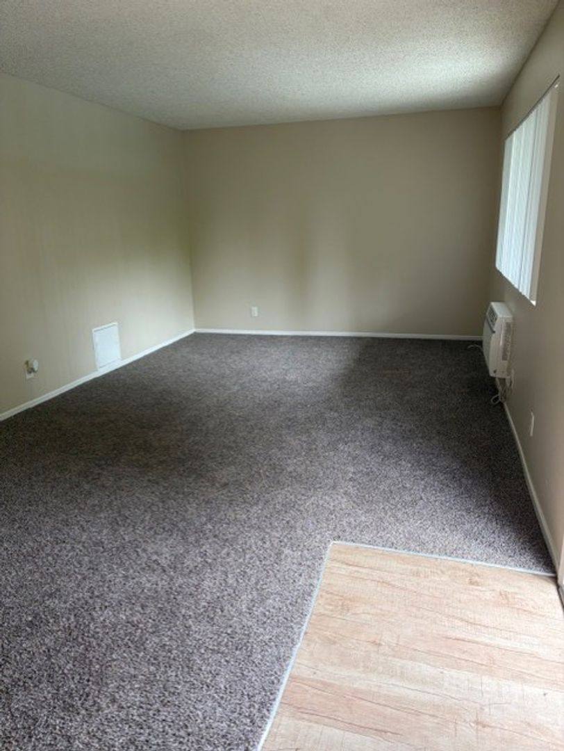 Apartment for rent at 1410-1450 E Grove Ave, Orange, CA 92865