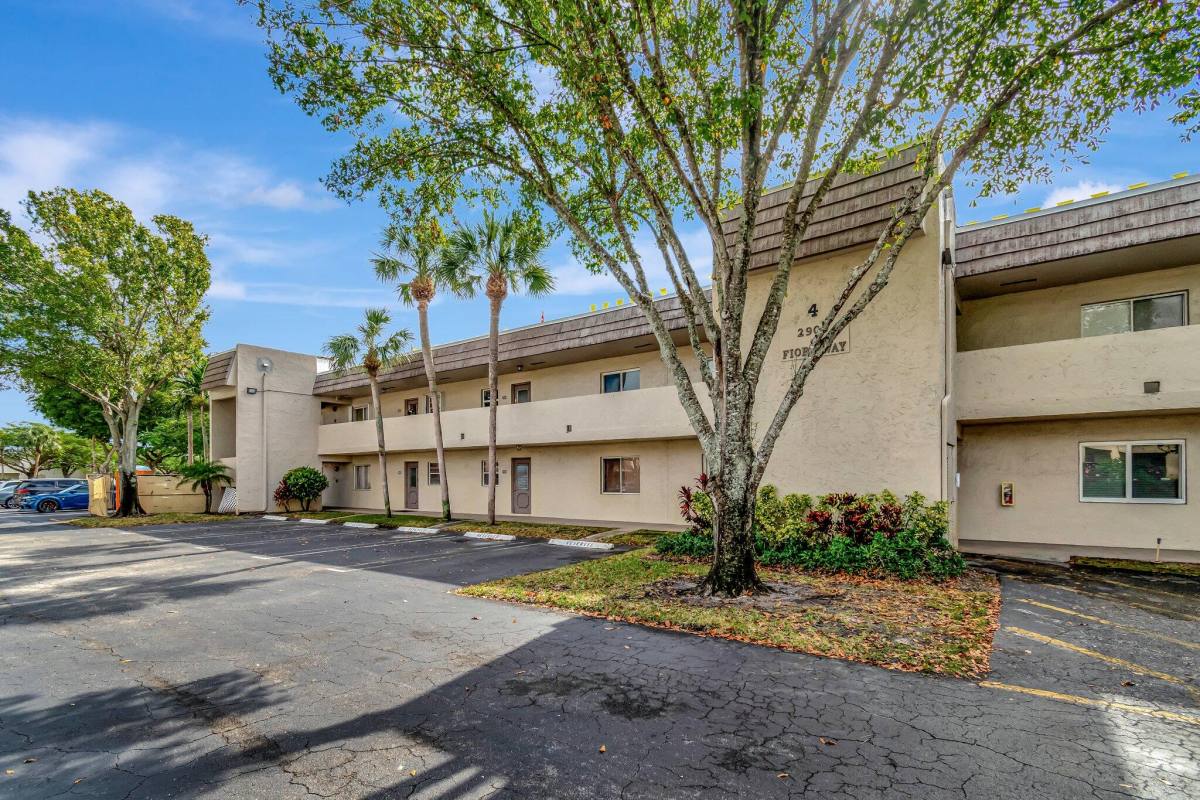 Condo for rent at 2900 Fiore Way #203, Delray Beach, FL 33445