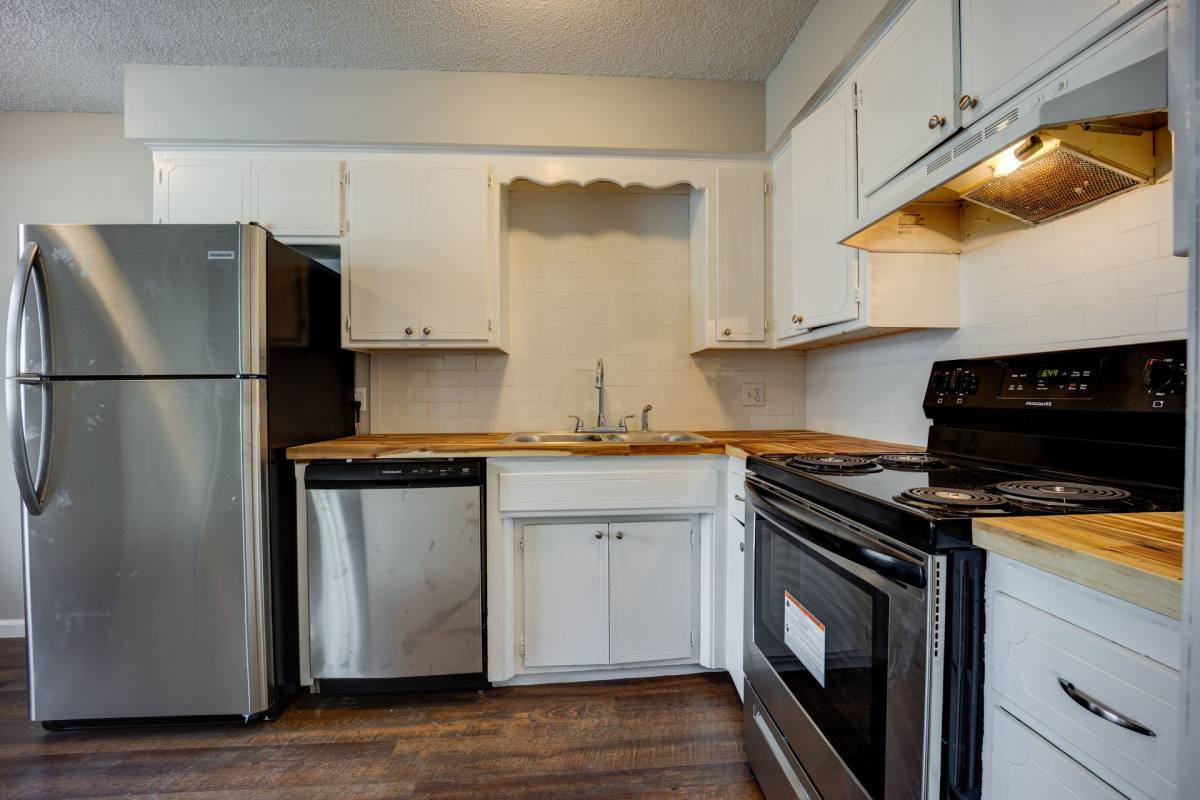 Apartment for rent at 5401 Jenny Lind Rd, Fort Smith, AR 72901