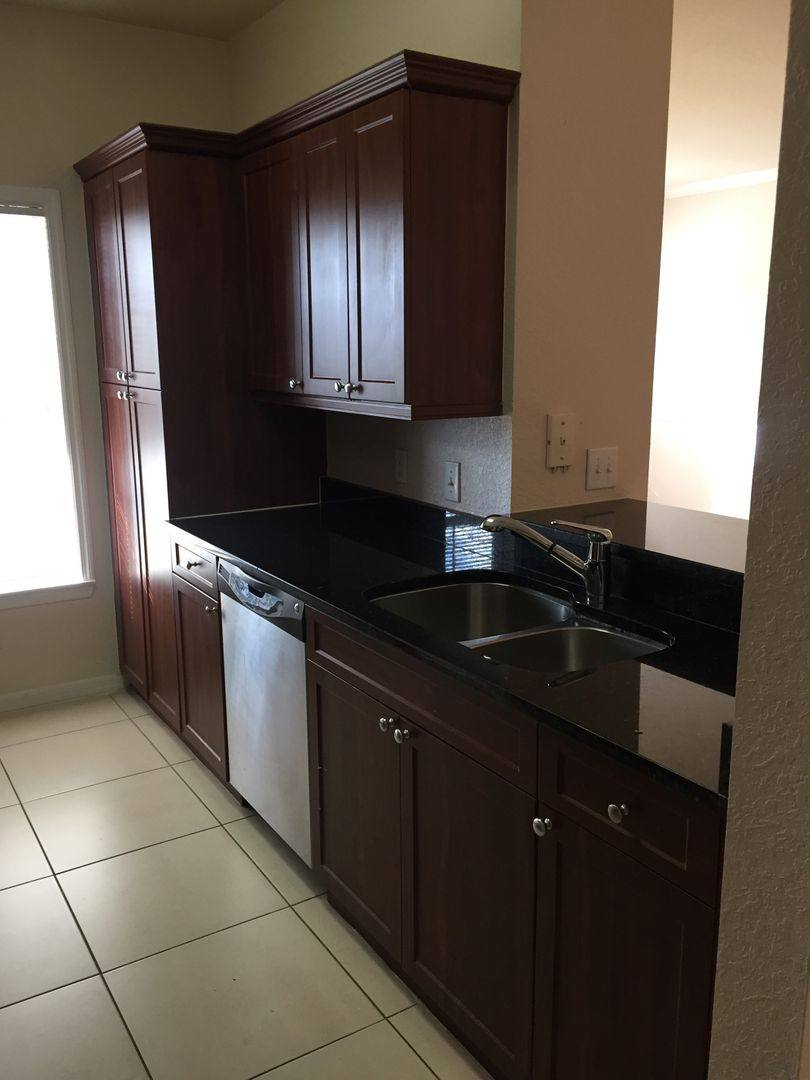 Apartment for rent at 3719 Conroy Rd, Orlando, FL 32839