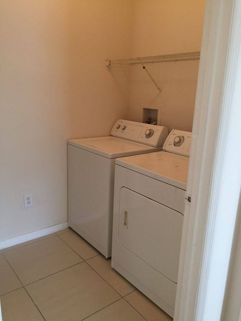 Apartment for rent at 3719 Conroy Rd, Orlando, FL 32839