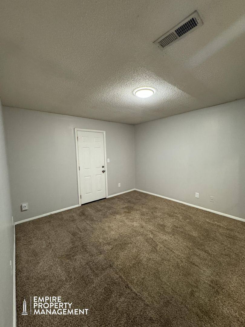 Apartment for rent at 2710 Lantern Walk SE, Huntsville, AL 35803