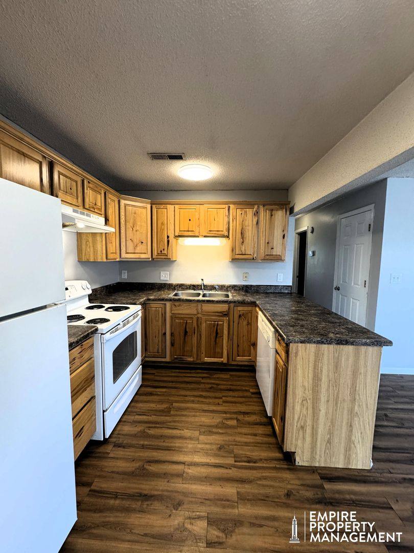 Apartment for rent at 2710 Lantern Walk SE, Huntsville, AL 35803