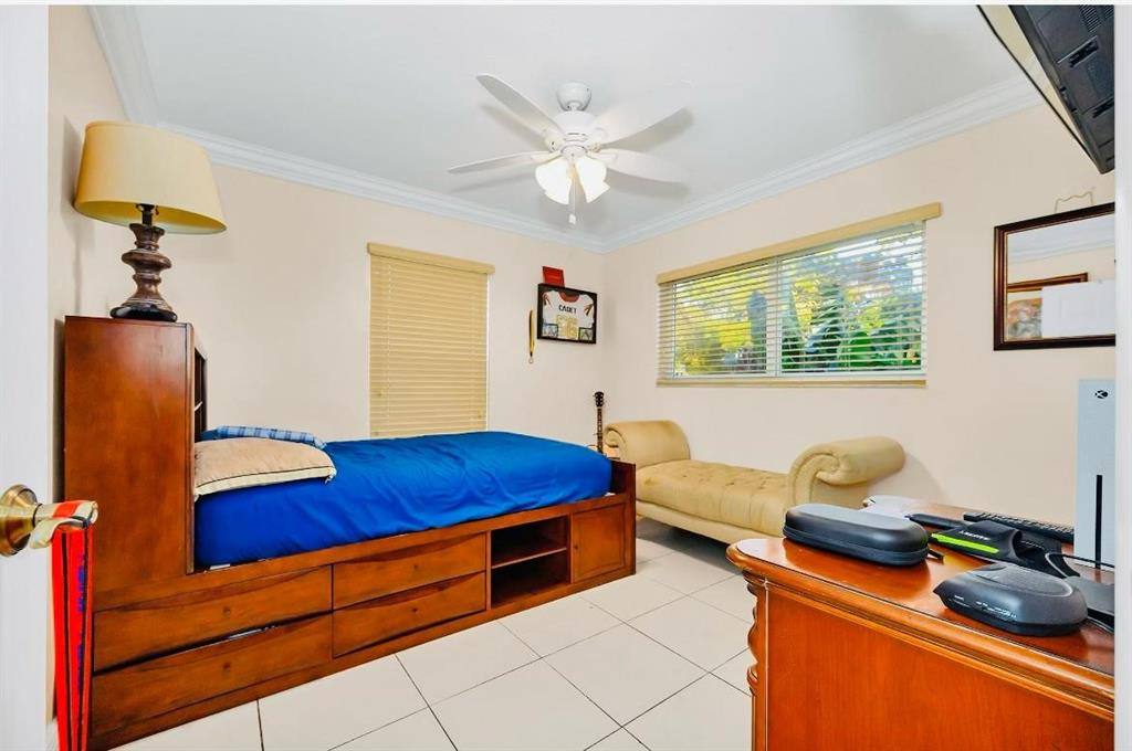 Apartment for rent at 5101 SW 6th Place, Pompano Beach, FL 33068