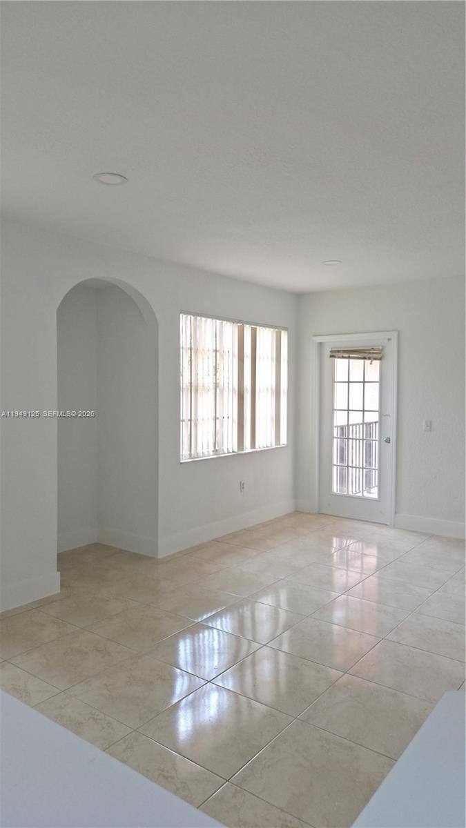 Apartment for rent at 2101 Belmont Lane, Pompano Beach, FL 33068