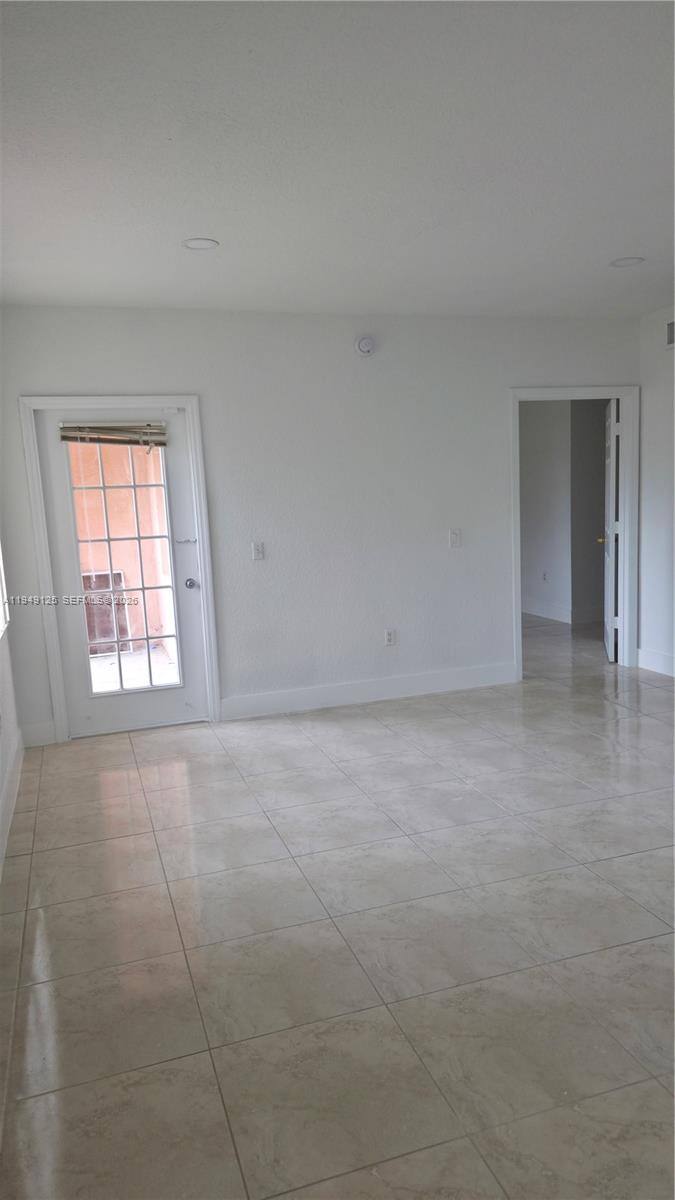 Apartment for rent at 2101 Belmont Lane, Pompano Beach, FL 33068