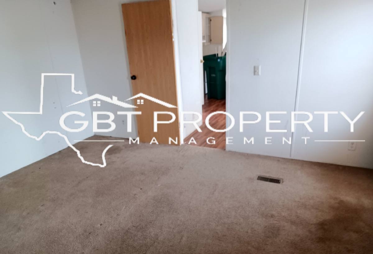 House for rent at 509 Maple St, Jourdanton, TX 78026