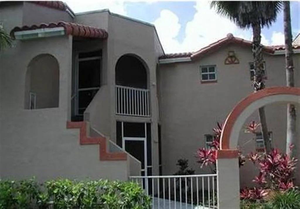 Apartment for rent at 334 SW 86th Ave #102, Hollywood, FL 33025