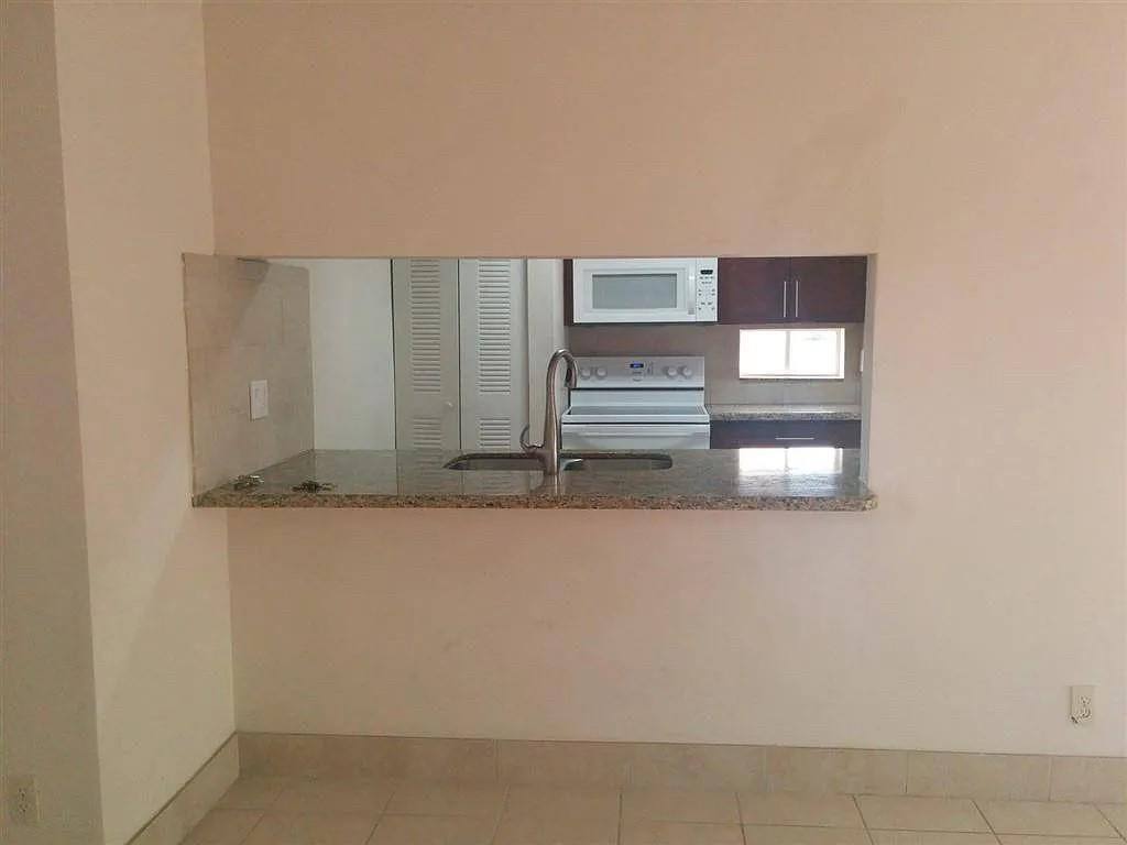 Apartment for rent at 334 SW 86th Ave #102, Hollywood, FL 33025