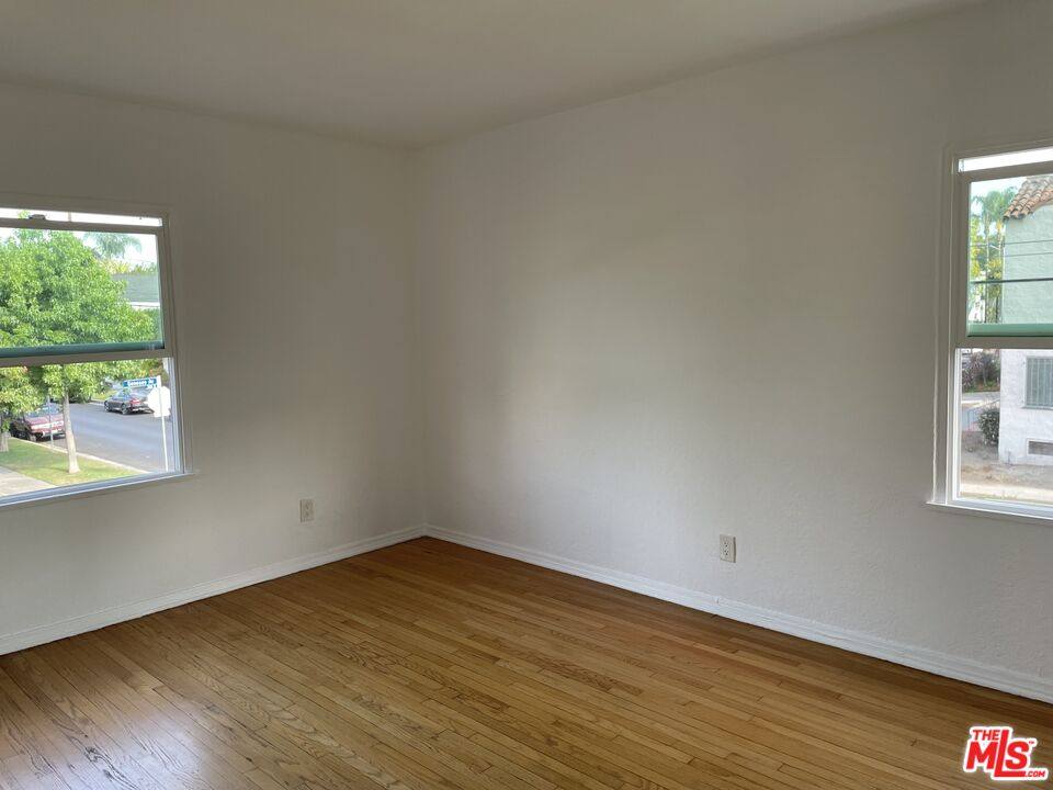 Apartment for rent at 368 N Genesee Ave #368-2, Los Angeles, CA 90036