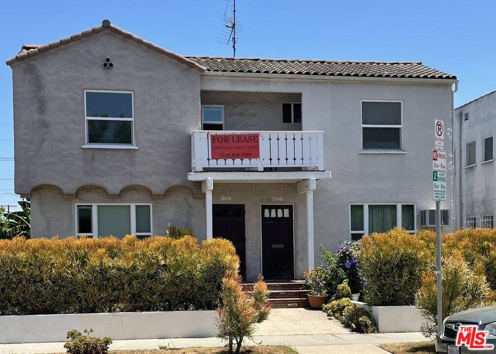 Apartment for rent at 368 N Genesee Ave #368-2, Los Angeles, CA 90036