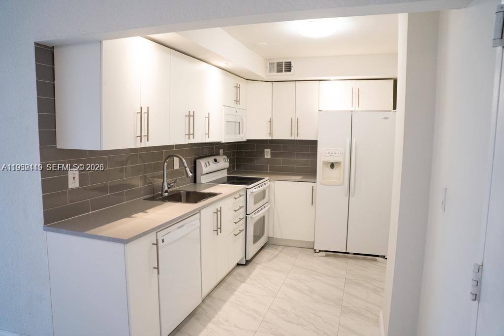 Apartment for rent at 16465 NE 22nd Ave #619, North Miami Beach, FL 33160