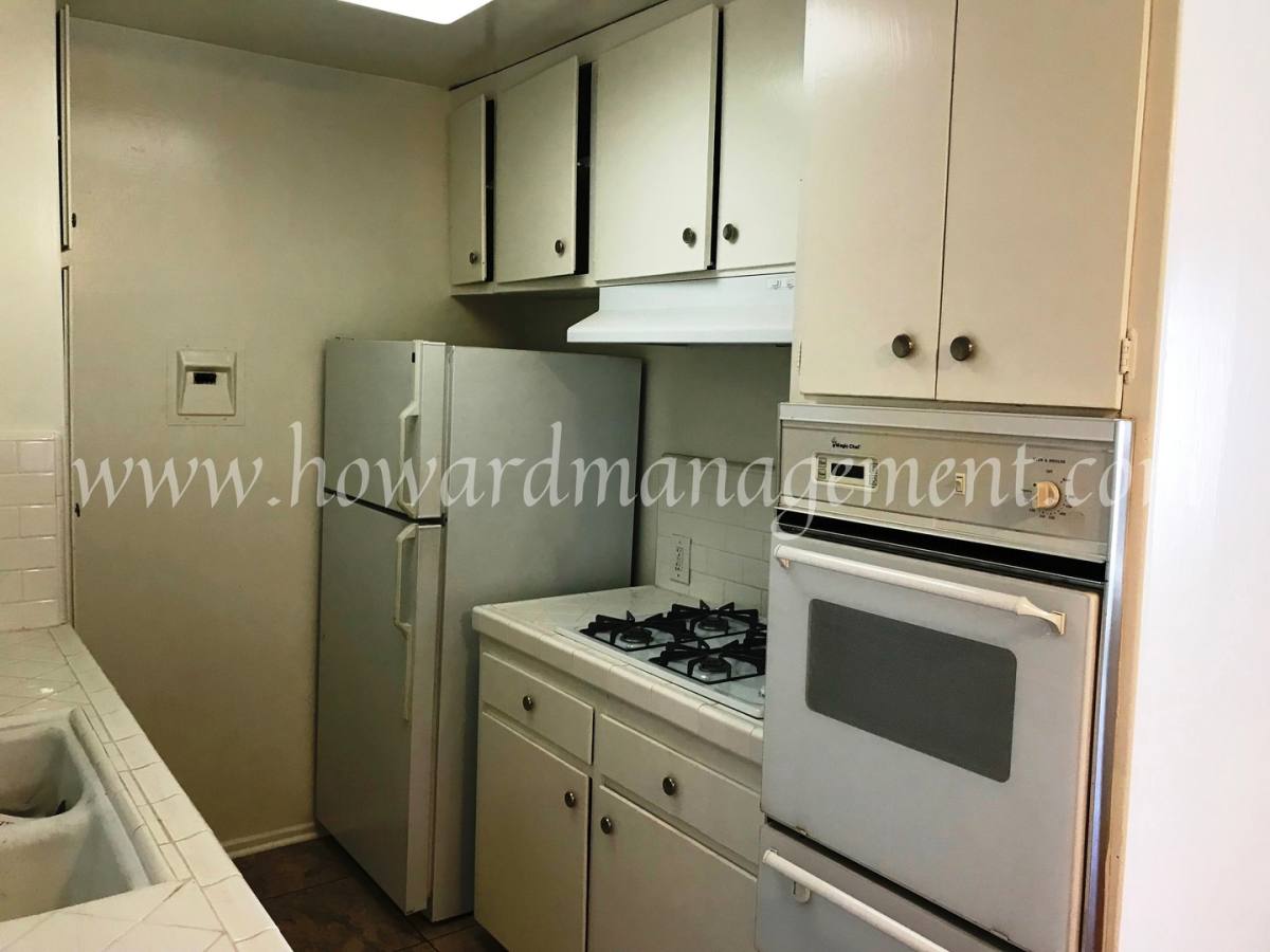 Apartment for rent at 1405 Barry Ave, Los Angeles, CA 90025