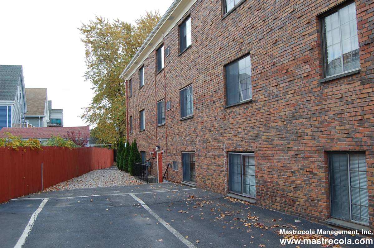 Apartment for rent at 75 Winthrop St #15, Everett, MA 02149