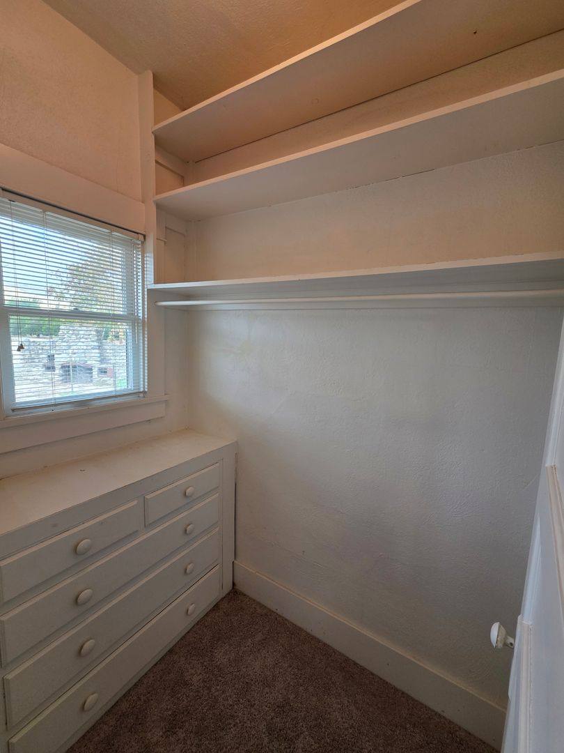 House for rent at 35793 Millwood Dr, Woodlake, CA 93286