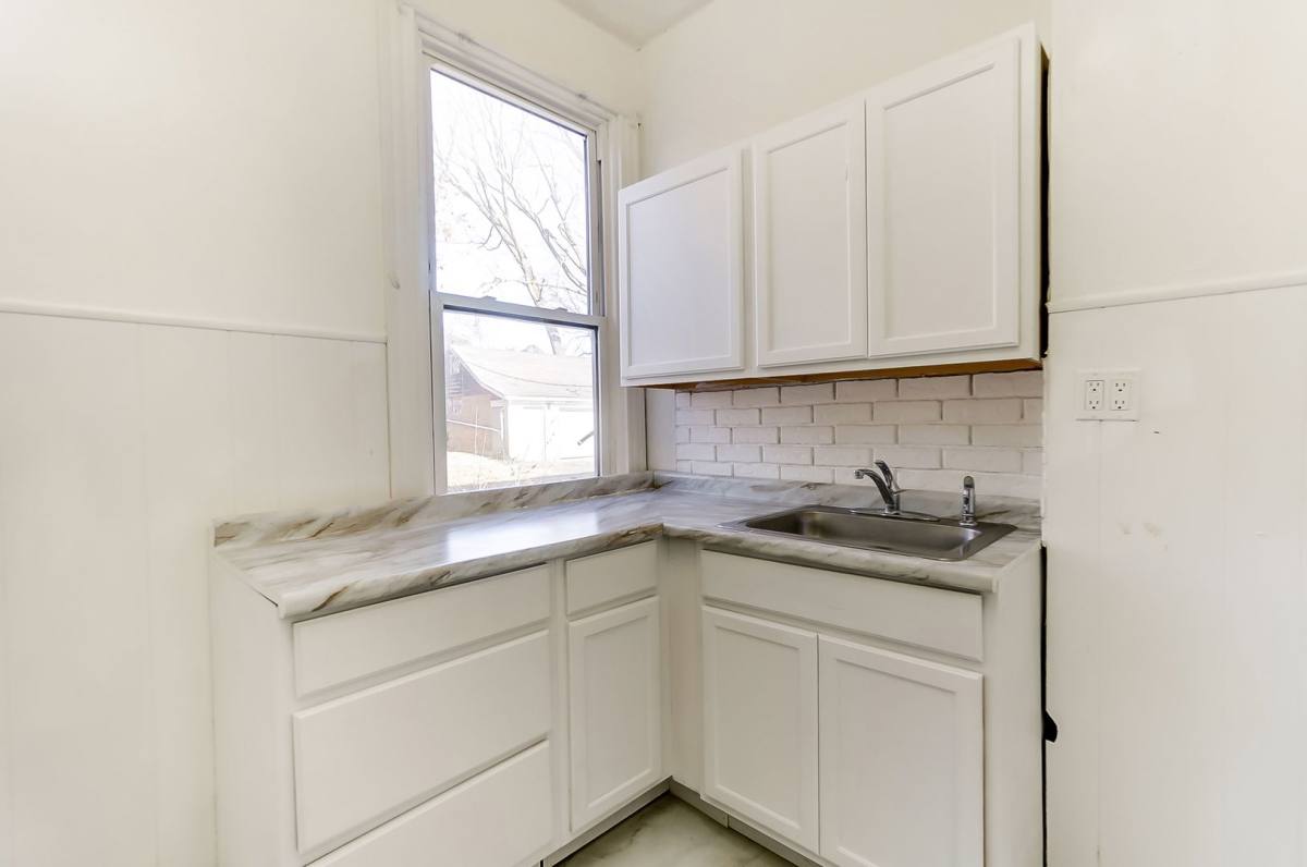 Apartment for rent at 2854 Shaffer Ave, Cincinnati, OH 45211