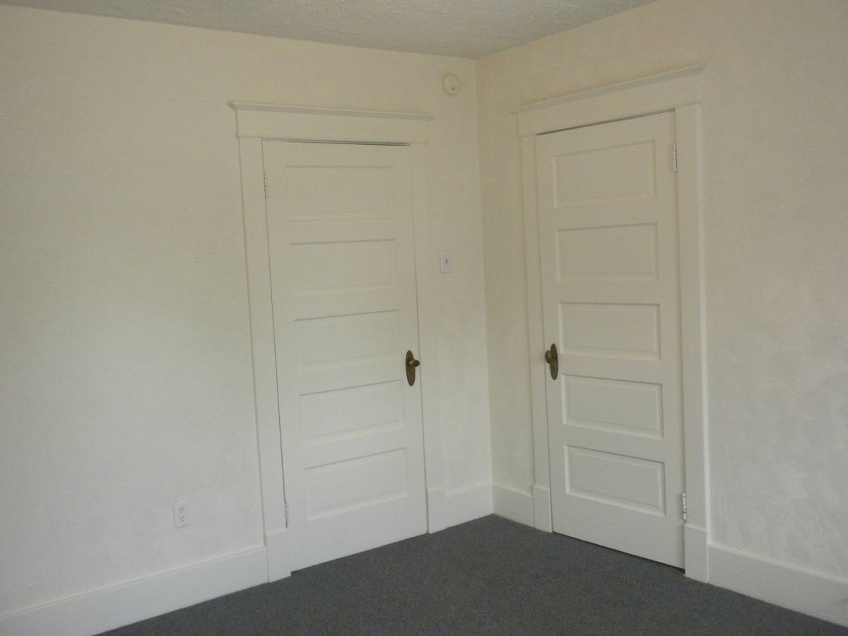 Apartment for rent at 408 N Eighth St, Columbia, MO 65201