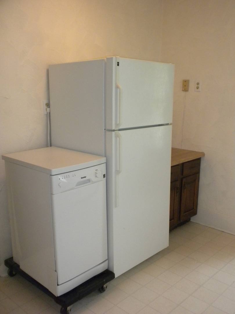 Apartment for rent at 408 N Eighth St, Columbia, MO 65201