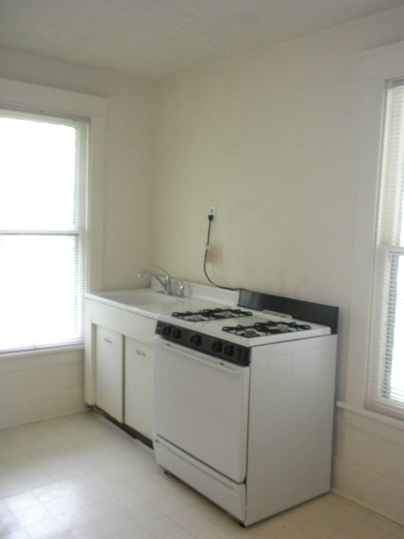Apartment for rent at 408 N Eighth St, Columbia, MO 65201