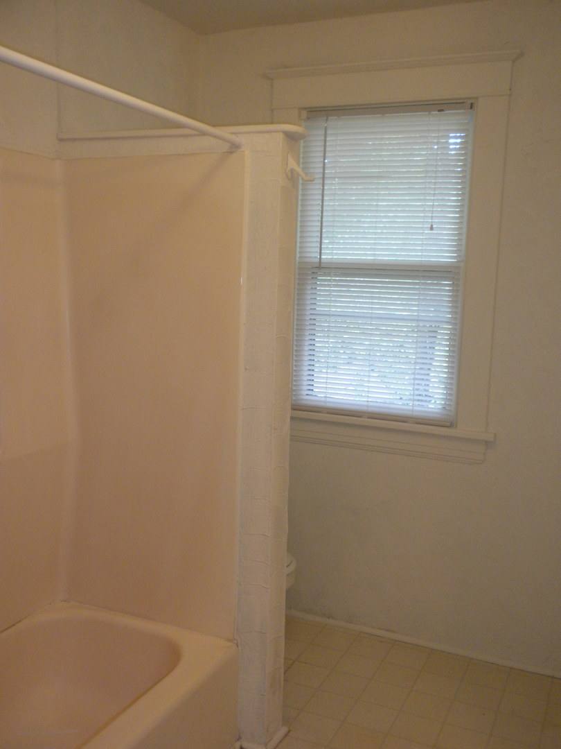 Apartment for rent at 408 N Eighth St, Columbia, MO 65201