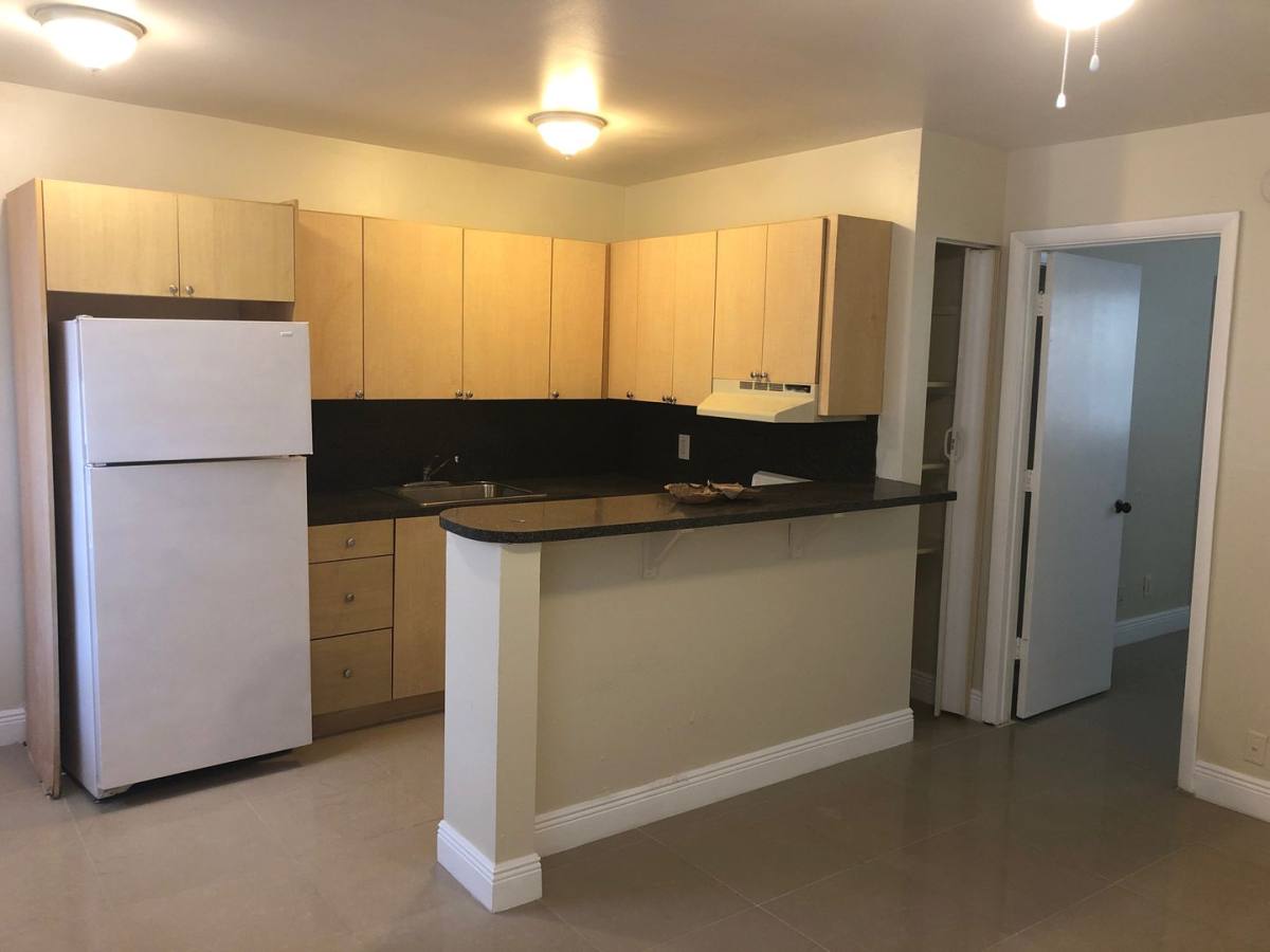 Condo for rent at 101 NE 41 St, Fort Lauderdale, FL 33334