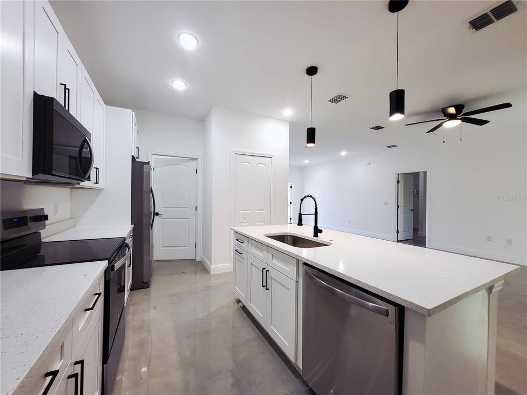 Apartment for rent at 1620 Welland St SE, Palm Bay, FL 32909