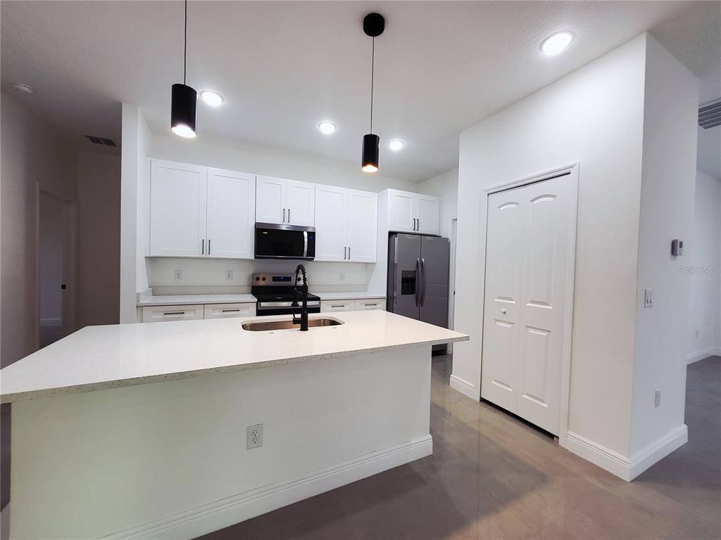 Apartment for rent at 1620 Welland St SE, Palm Bay, FL 32909