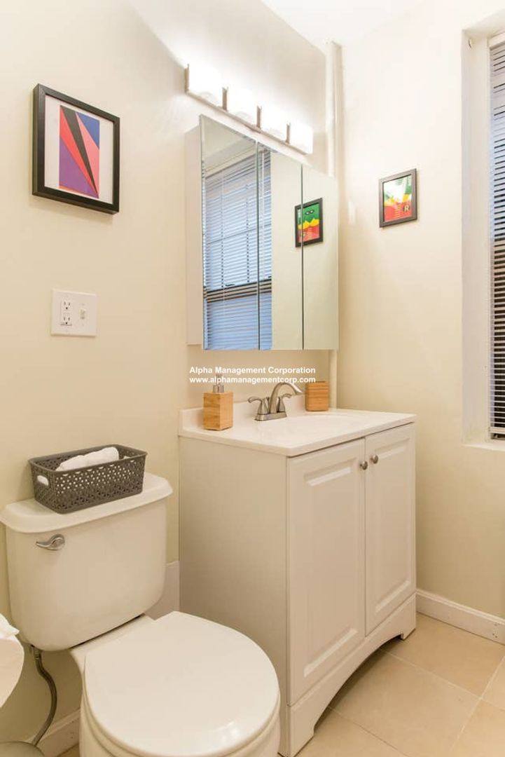 Apartment for rent at 1247 Beacon St #30, Brookline, MA 02446