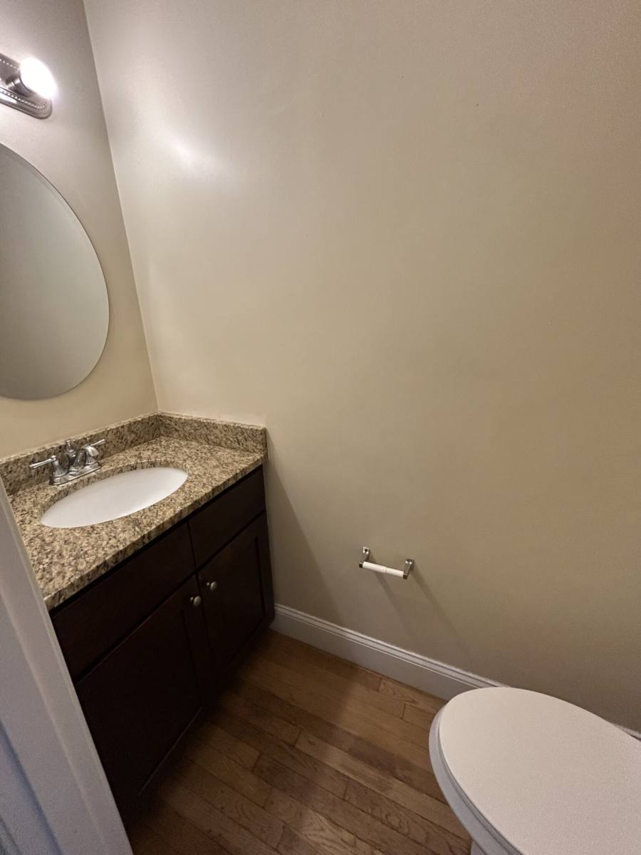 Apartment for rent at 76 Grant St #1D, Framingham, MA 01702