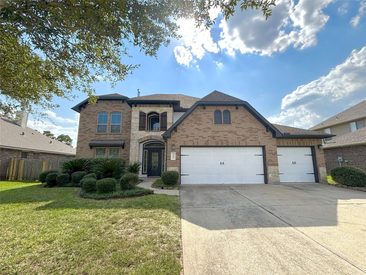 Apartment for rent at 24611 Fort Timbers Court, Spring, TX 77373