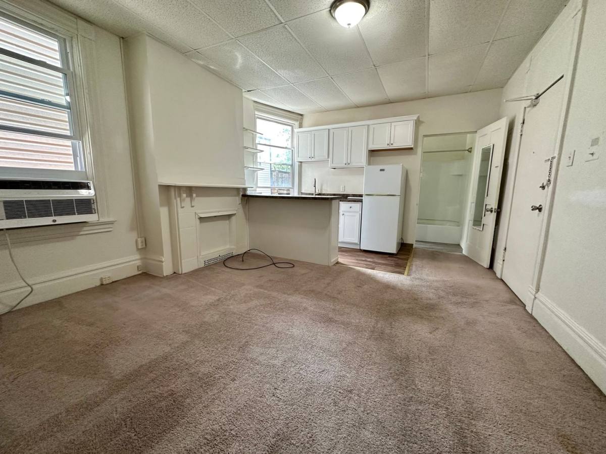 Apartment for rent at 634 Summerlea St, Pittsburgh, PA 15232