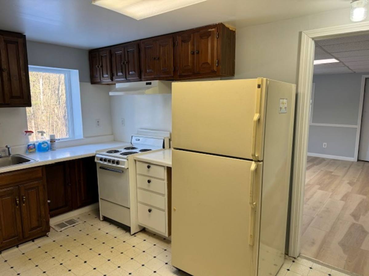 Apartment for rent at 659 Davidson Hill Rd, Chester, VT 05143