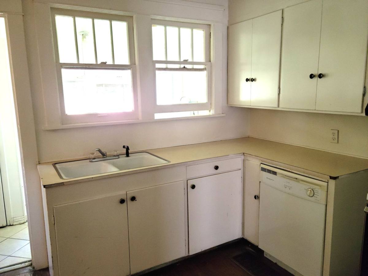 Apartment for rent at 1121 15th St, Greeley, CO 80631
