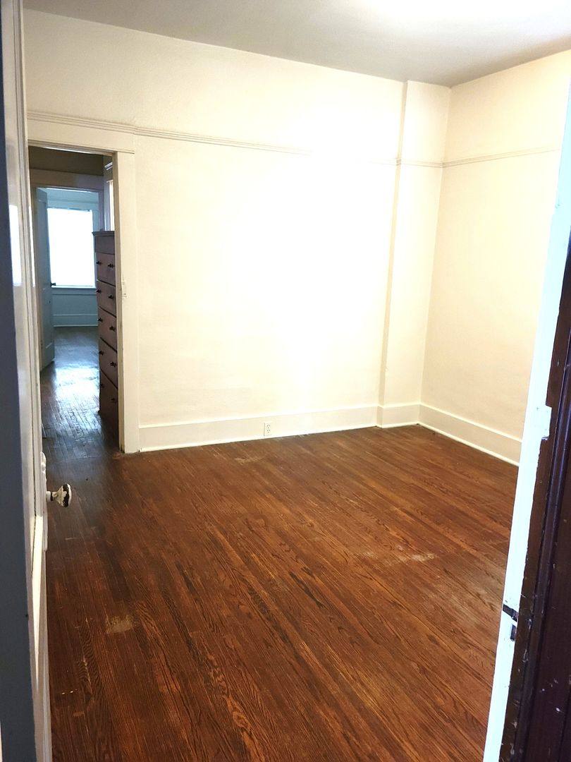 Apartment for rent at 1121 15th St, Greeley, CO 80631