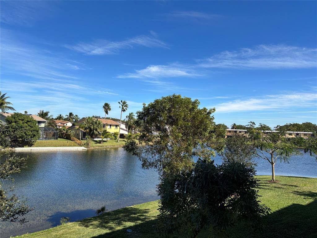 Condo for rent at 9843 Nob Hill Lane, Fort Lauderdale, FL 33351