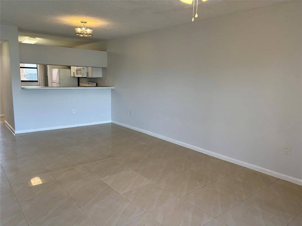 Condo for rent at 9843 Nob Hill Lane, Fort Lauderdale, FL 33351