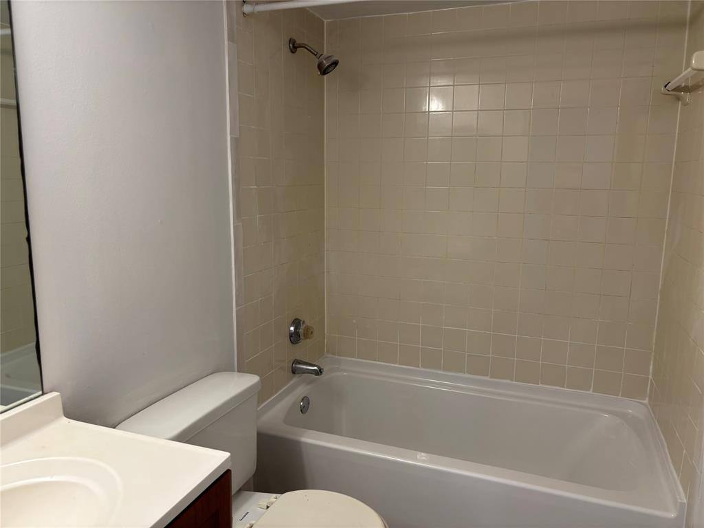Condo for rent at 9843 Nob Hill Lane, Fort Lauderdale, FL 33351