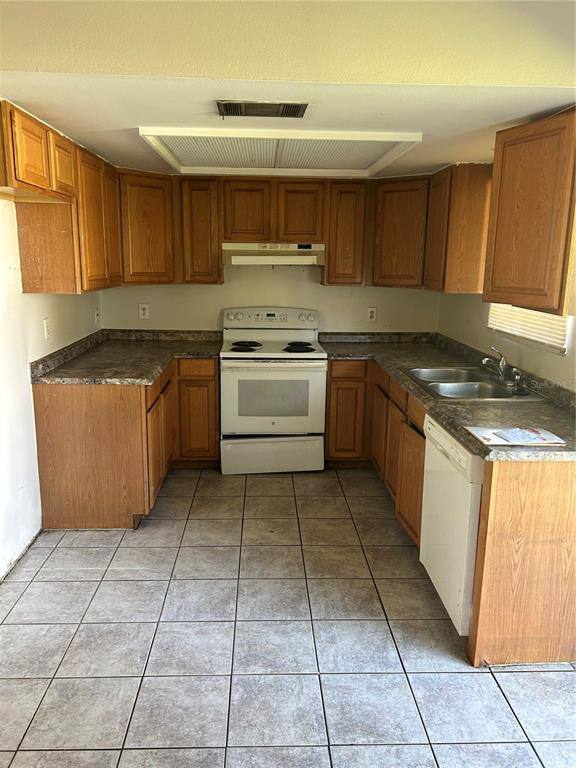 Apartment for rent at 2341 Bayswater Court, Orlando, FL 32837